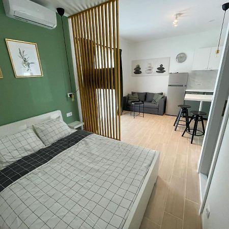 Modern Studio Overlooking Downtown ماكارسكا المظهر الخارجي الصورة