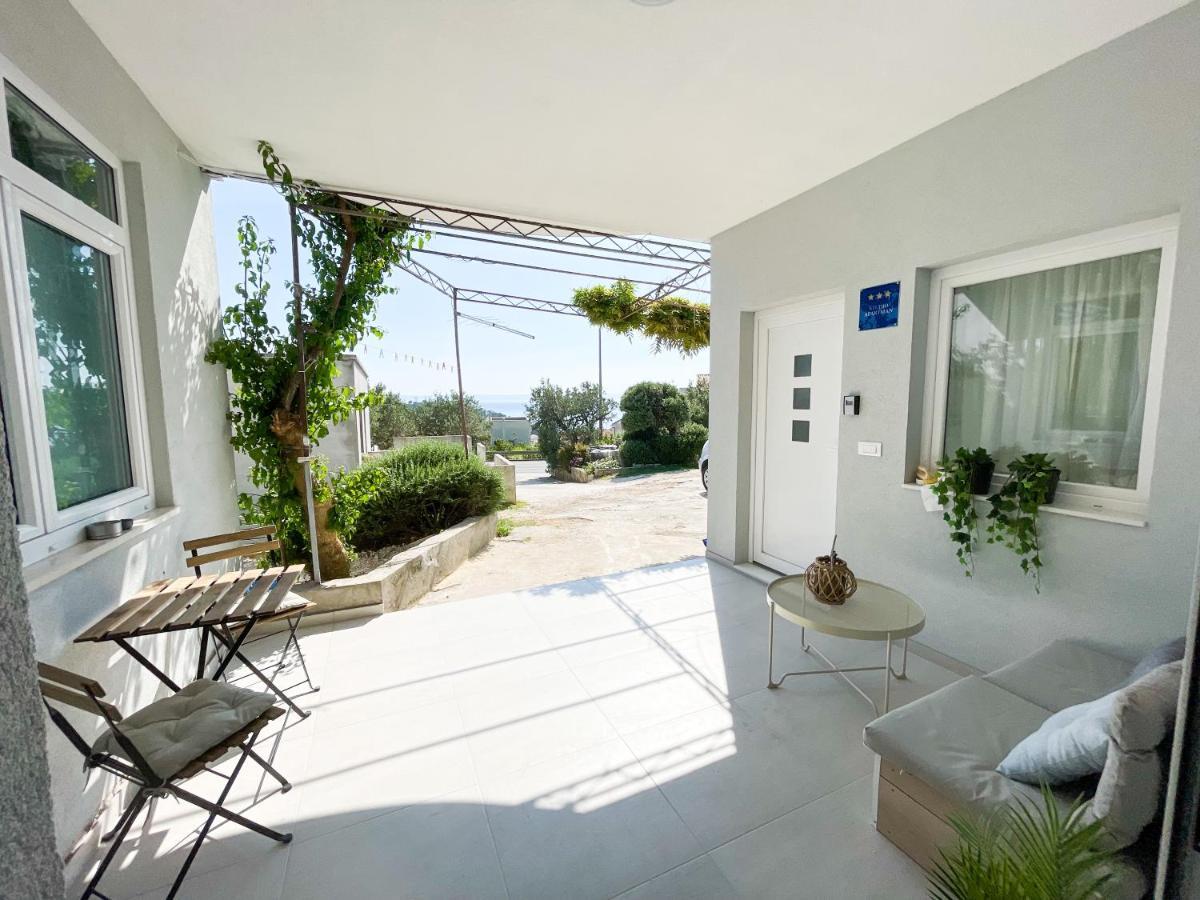 Modern Studio Overlooking Downtown ماكارسكا المظهر الخارجي الصورة